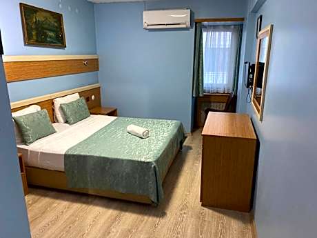 Large Single Room