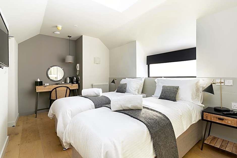 The Roost on Rock Road