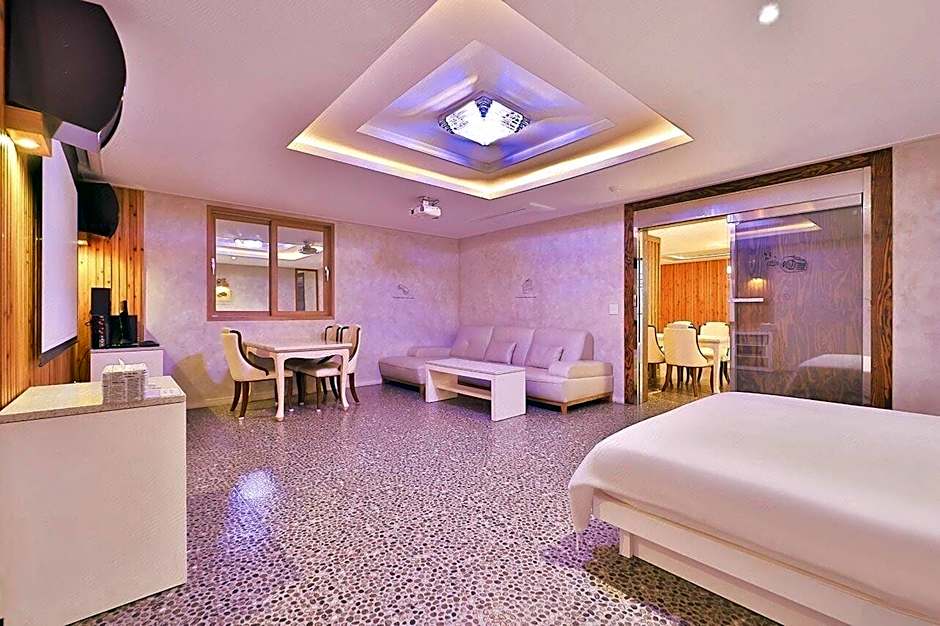 Time Hotel