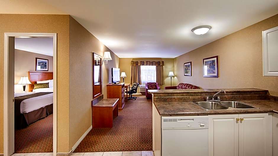 Best Western Plus Osoyoos Hotel & Suites