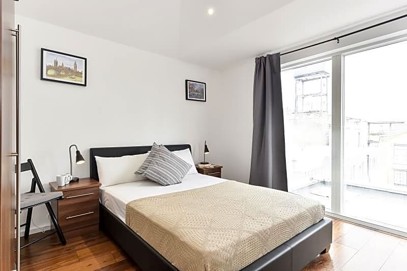 Tower Bridge City Apartments London