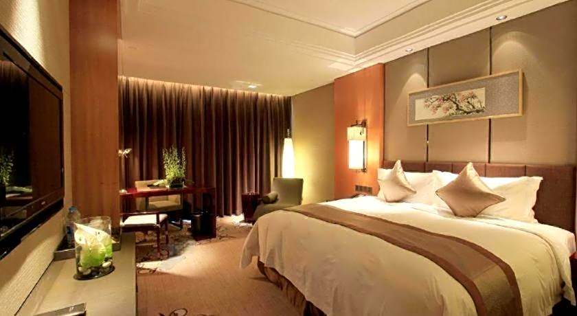 Zhangjiagang Zhonglian GDH International  Hotel