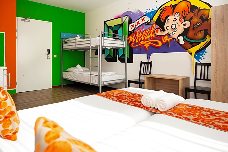 Amsterdam Teleport Hotel