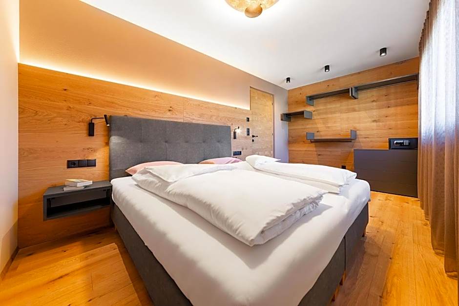 Rienz Alpine City Suites