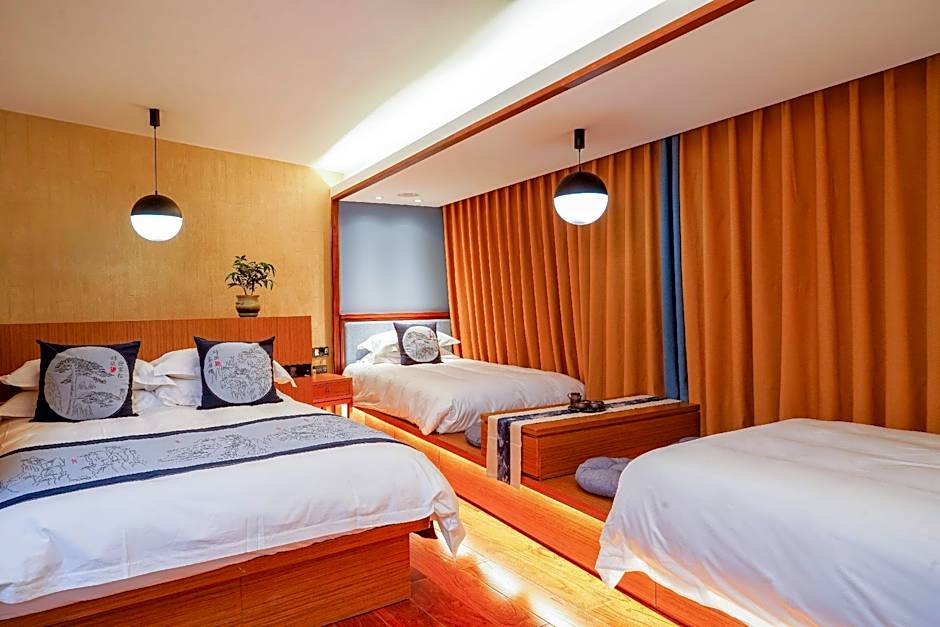 Huangshan Yupinglou Hotel