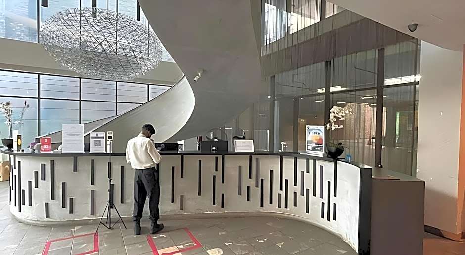 Qliq Damansara Hotel