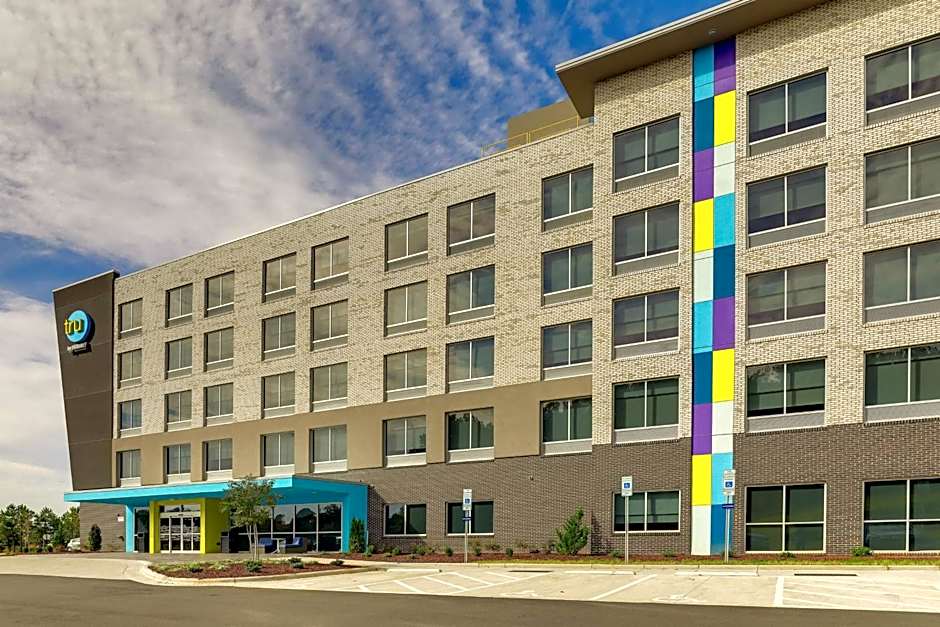 Tru by Hilton Raleigh Garner
