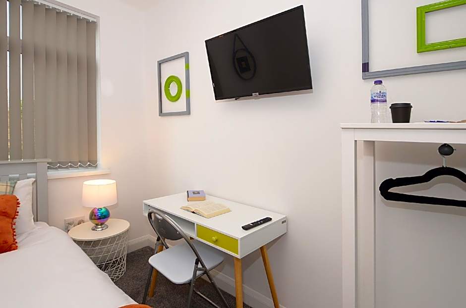 Townhouse PLUS @ 301 West Street Crewe