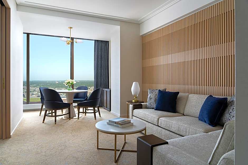 Four Seasons Hotel Minneapolis