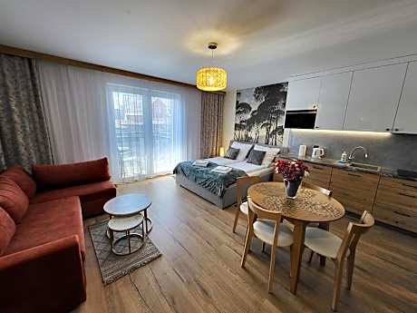 Apartment with Garden View