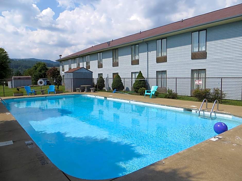 Americourt Hotel - Mountain City