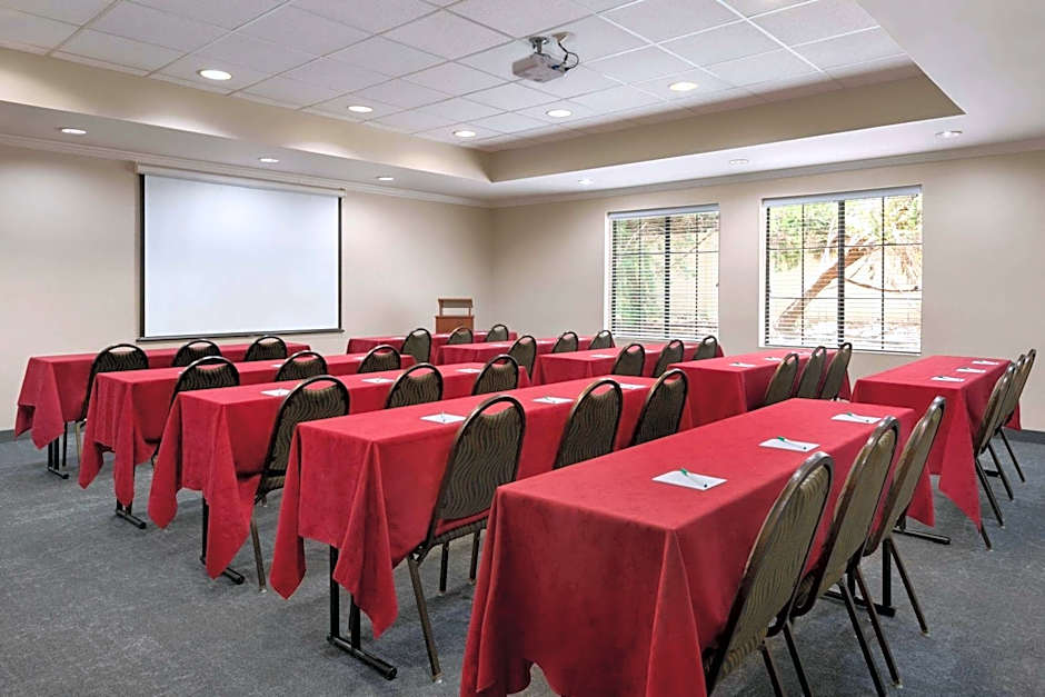La Quinta Inn & Suites by Wyndham Dublin