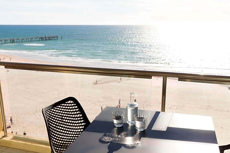 Oaks Glenelg Plaza Pier Suites