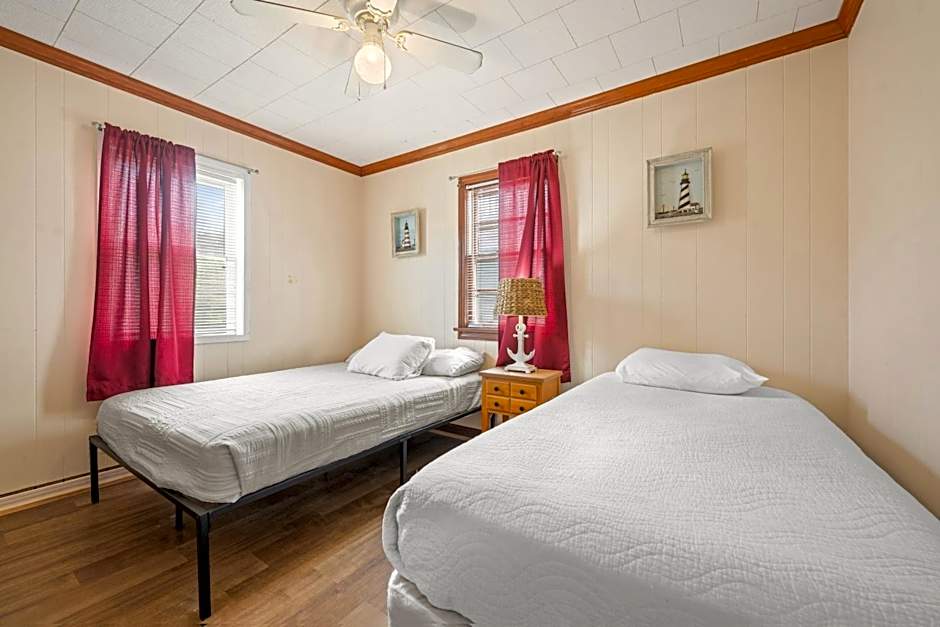 Oceanside Court by KEES Vacations