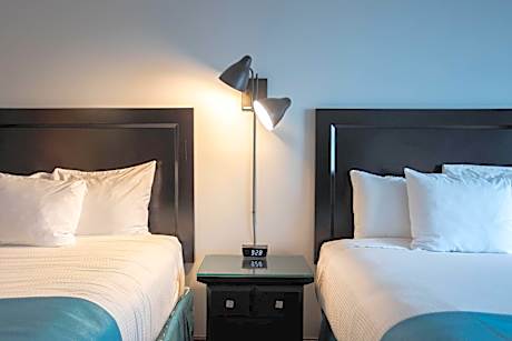 Queen Room with Two Queen Beds - Disability Access