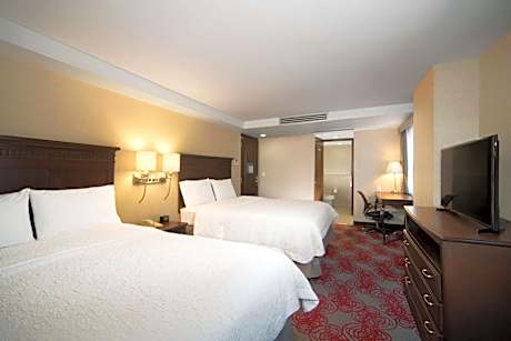 2 Queen Beds Nonsmoking