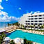 Izla Beach Front Hotel