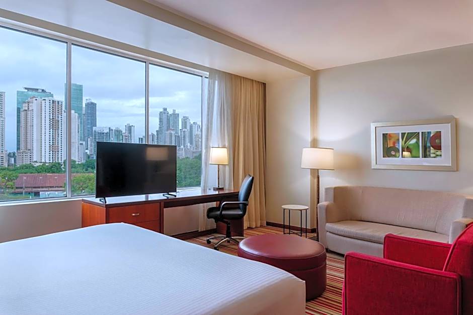Courtyard by Marriott Panama Multiplaza Mall