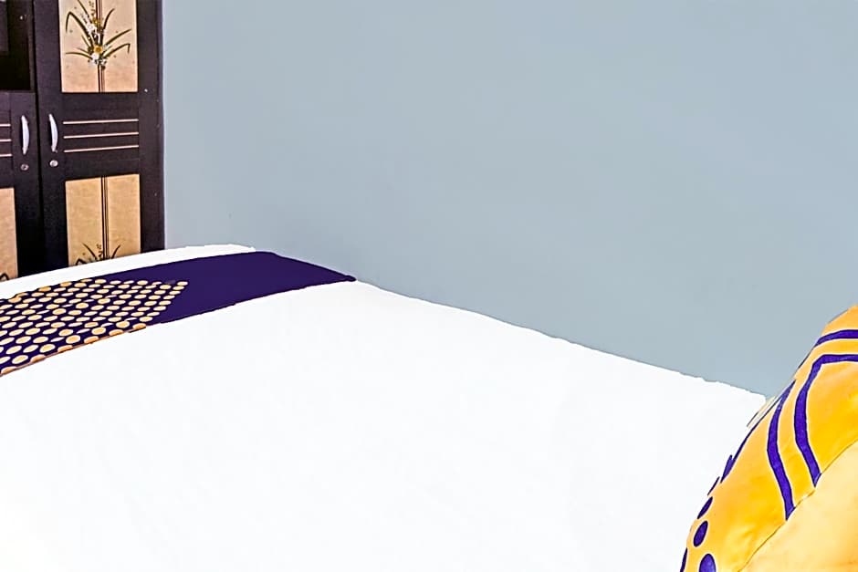 OYO Life 1711 Serayu Sumbersari Residence