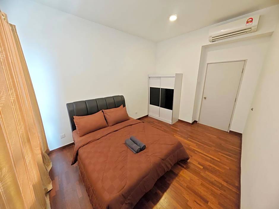 Wan's Homestay i-City