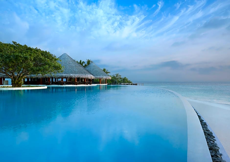 Dusit Thani Maldives