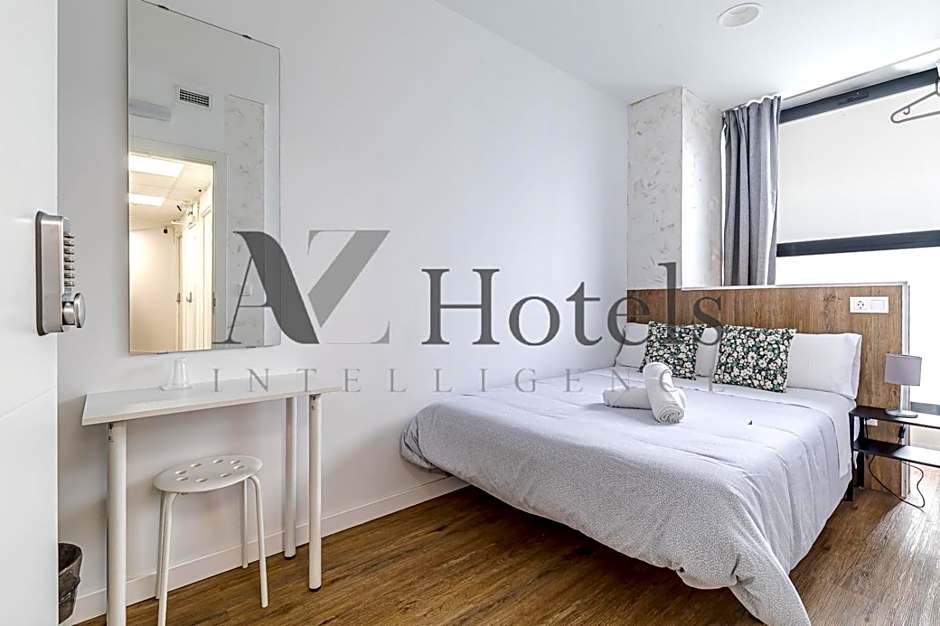 AYZ Princesa-Auto check-in property