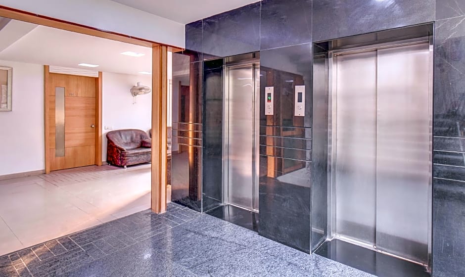 Treebo Admiral Suites New Usmanpura