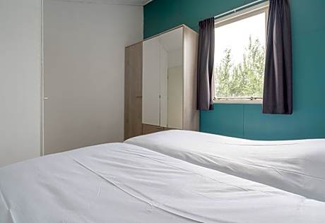 Apartment (2 Adults)