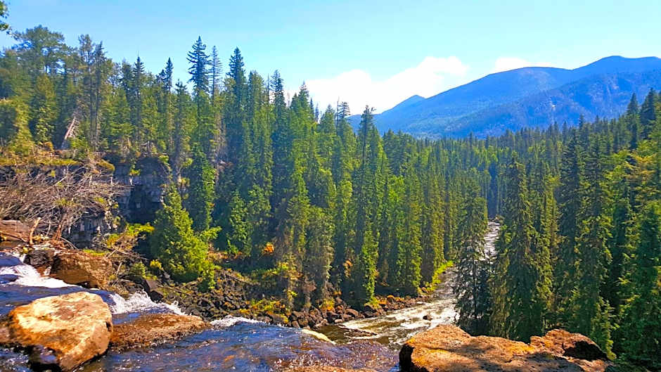 Wettstone Guest Ranch