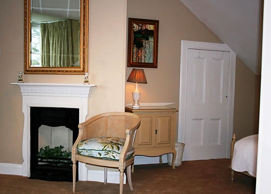 The Old Parsonage Country House