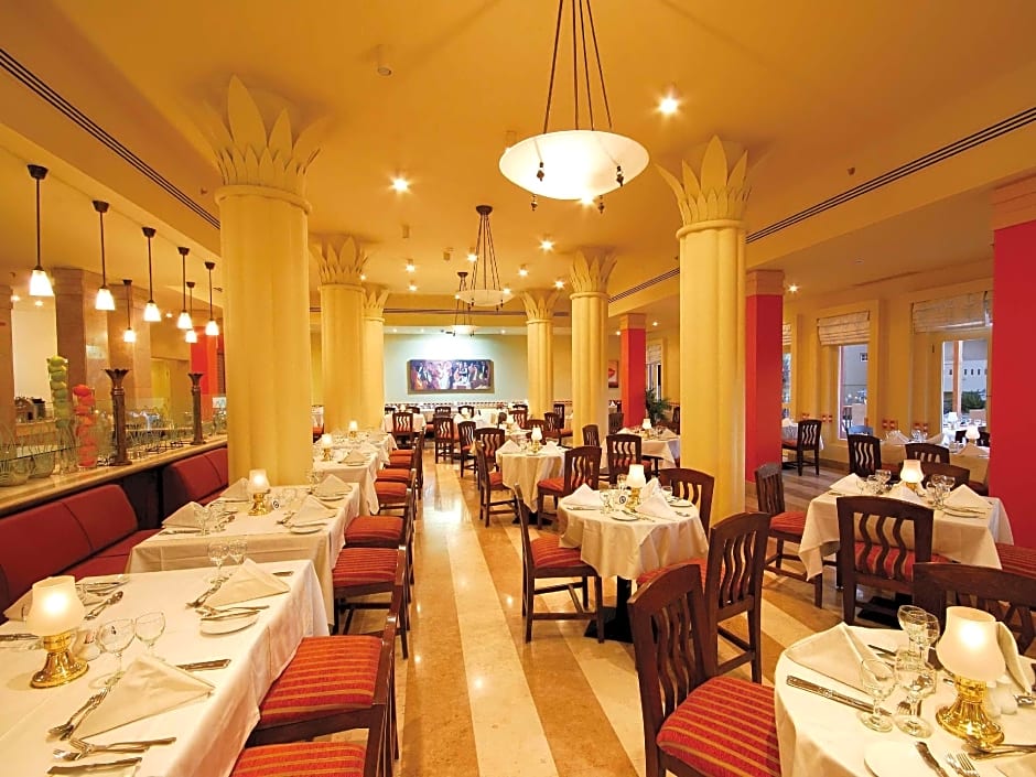 Marina Plaza Hotel, Tala Bay