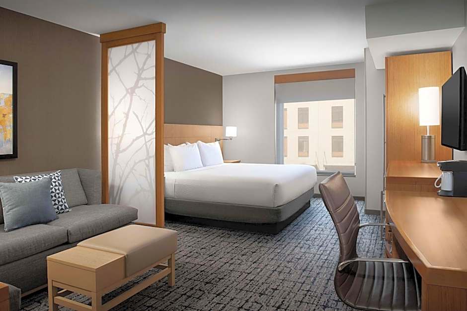 Hyatt Place Boulder-Pearl Street