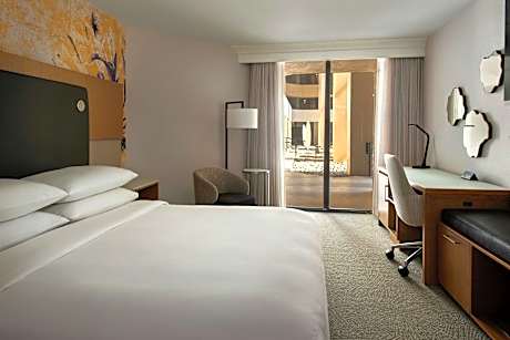 Indoor Patio, Guest room, 1 King