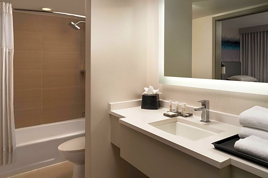 Costa Mesa Marriott