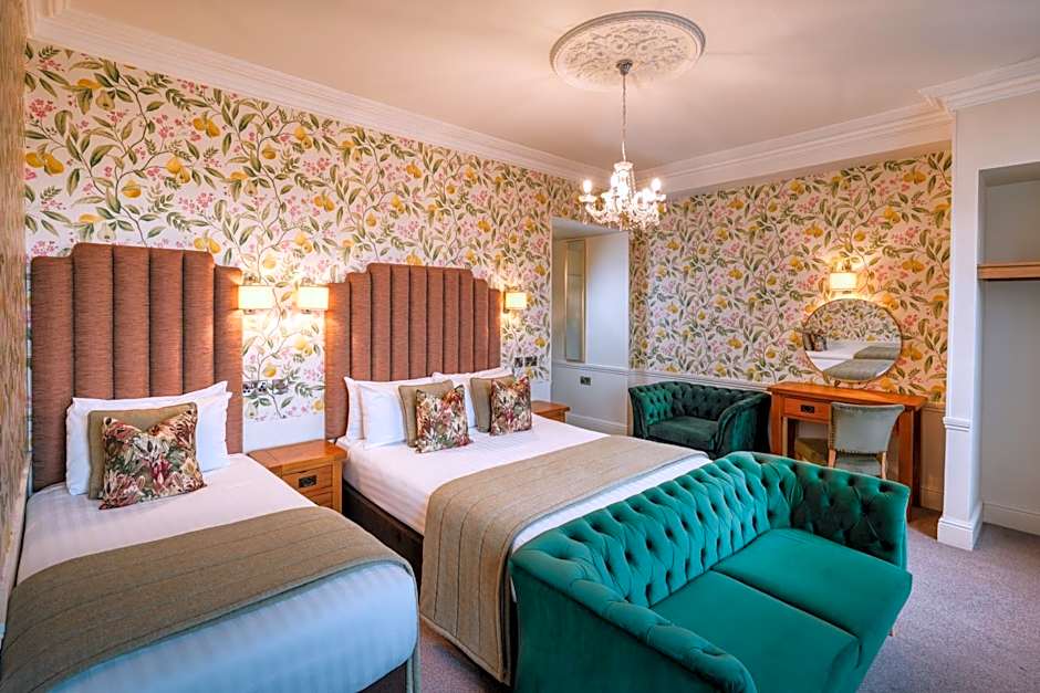 Castle Hotel