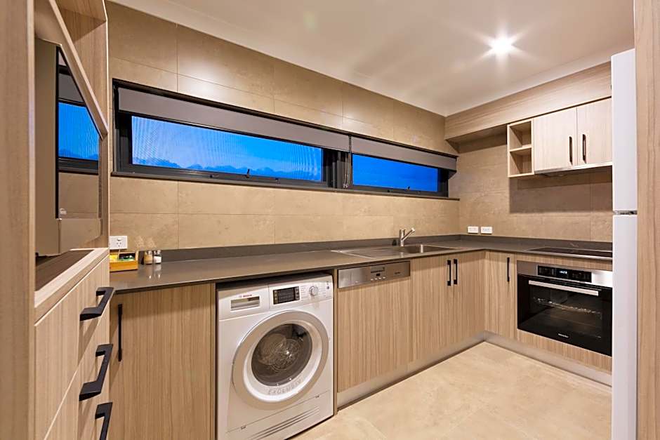 Forrest Hotel & Apartments