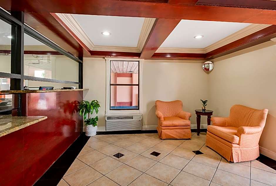 Rodeway Inn & Suites New Orleans East