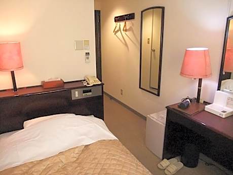 Single Room - Non-Smoking