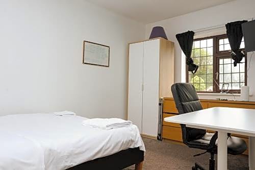 Coventry Deluxe Rooms