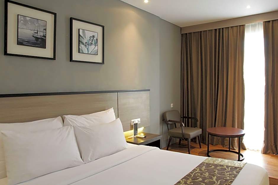 Montana Premier Senggigi