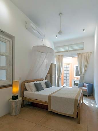 Double Room No View