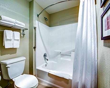 Double Room with Two Double Beds - Non-Smoking