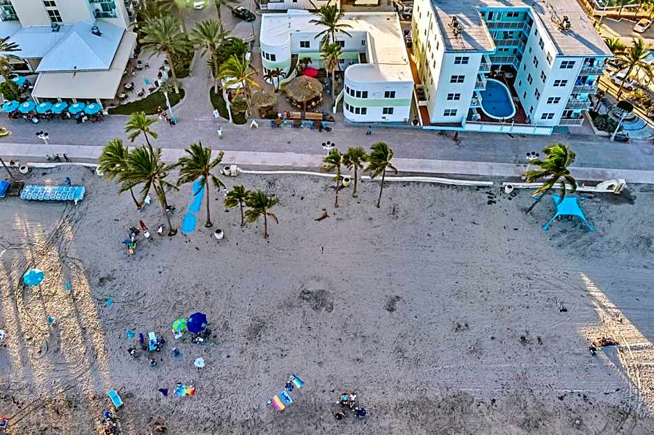 Walkabout 8 Tower Suite with Panoramic Ocean Views