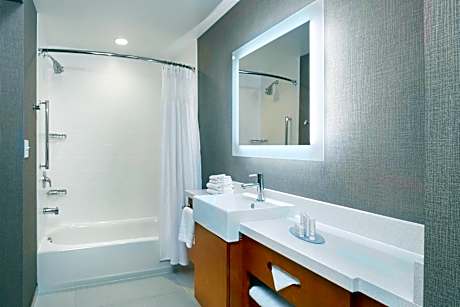 Queen Suite with Two Queen Beds