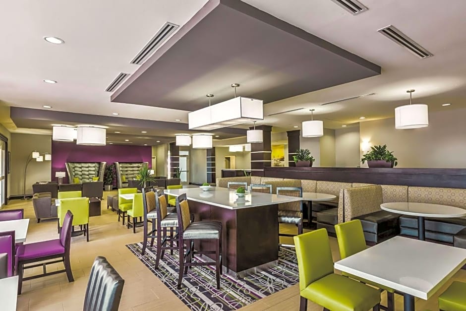 La Quinta by Wyndham Rockport - Fulton
