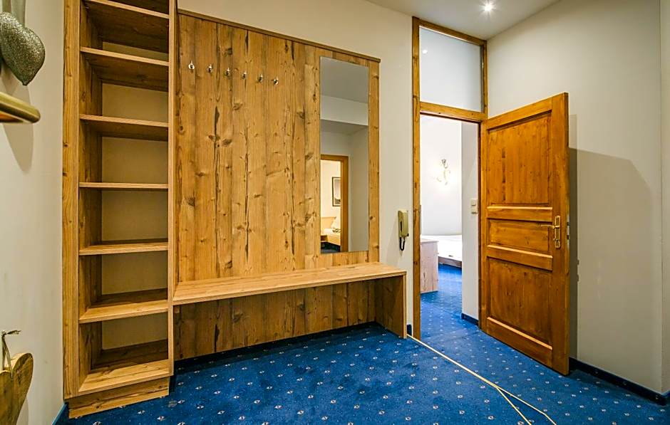 Arlen Lodge Hotel-Garni