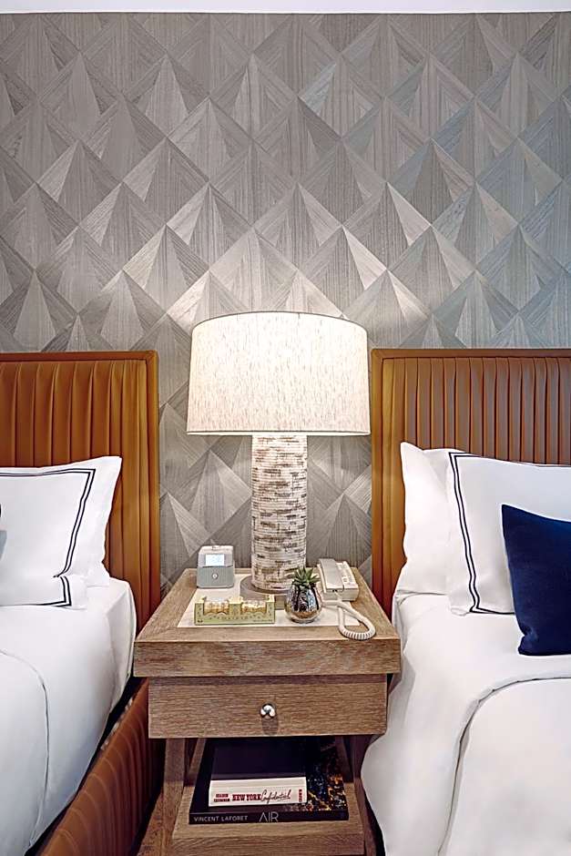 Artezen Hotel