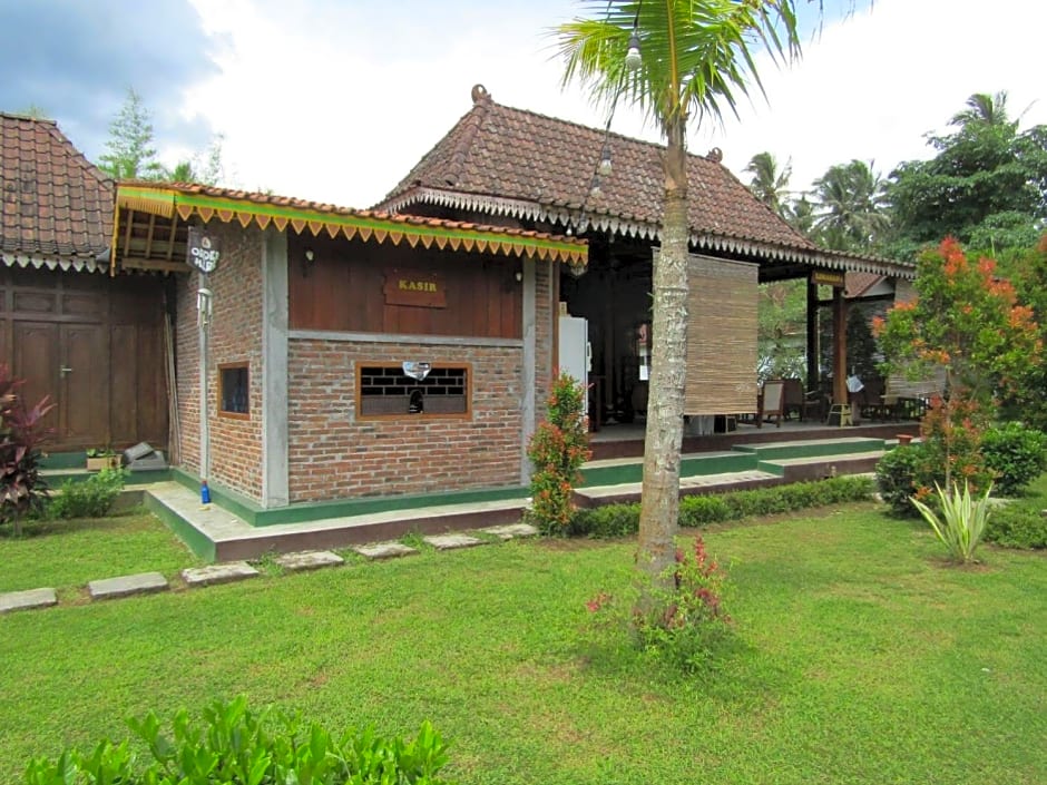 Balkondes Bumiharjo (Kampung Dolanan)