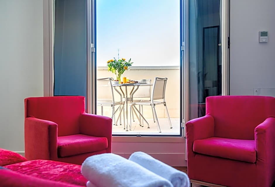 Quatro Puerta Del Sol