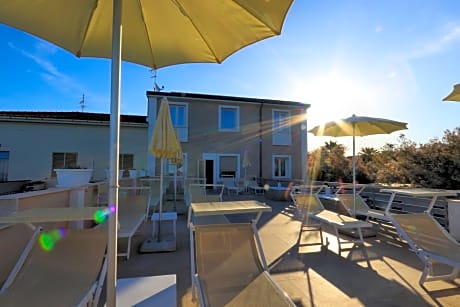Hotel Cecina Beach